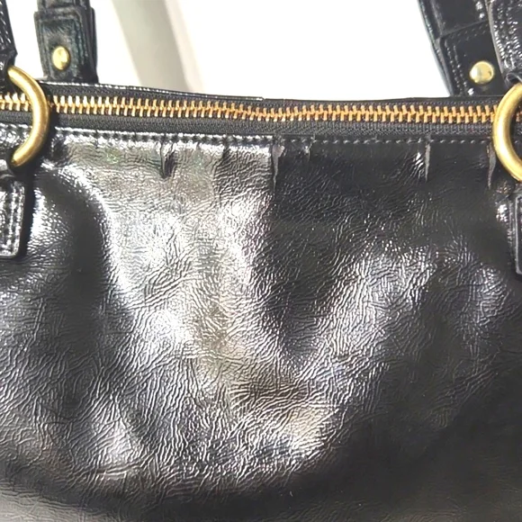 Coach F-20004 Daisy Liquid Gloss Black Patent Leather Shoulder Bag Tote Purse - Picture 13 of 16